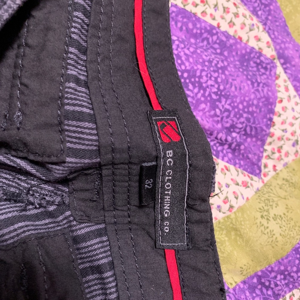 Cargo shorts - Picture 2 of 2